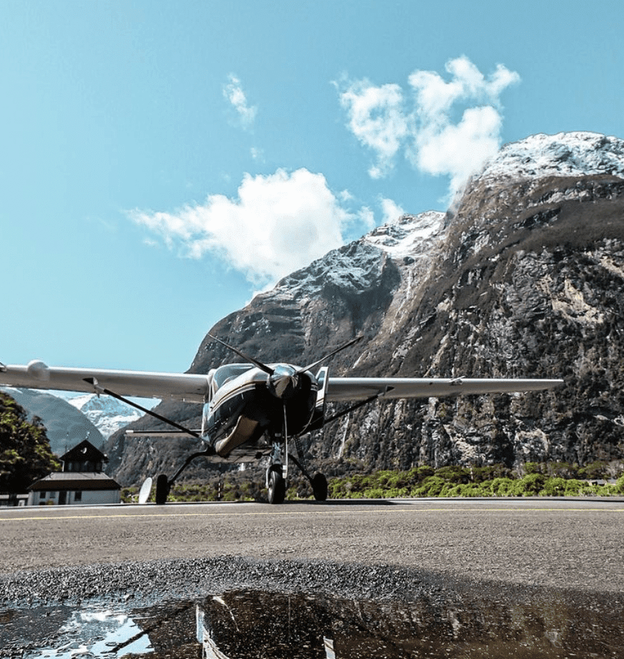 mountain sightseeing pilot new zealand