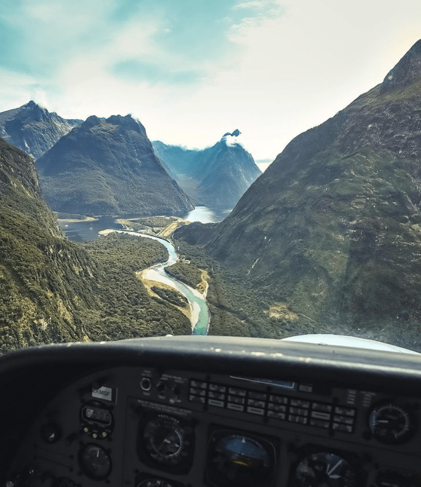 mountain sightseeing pilot new zealand
