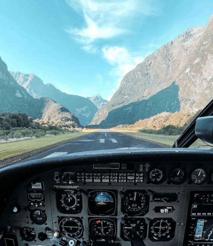 mountain sightseeing pilot new zealand