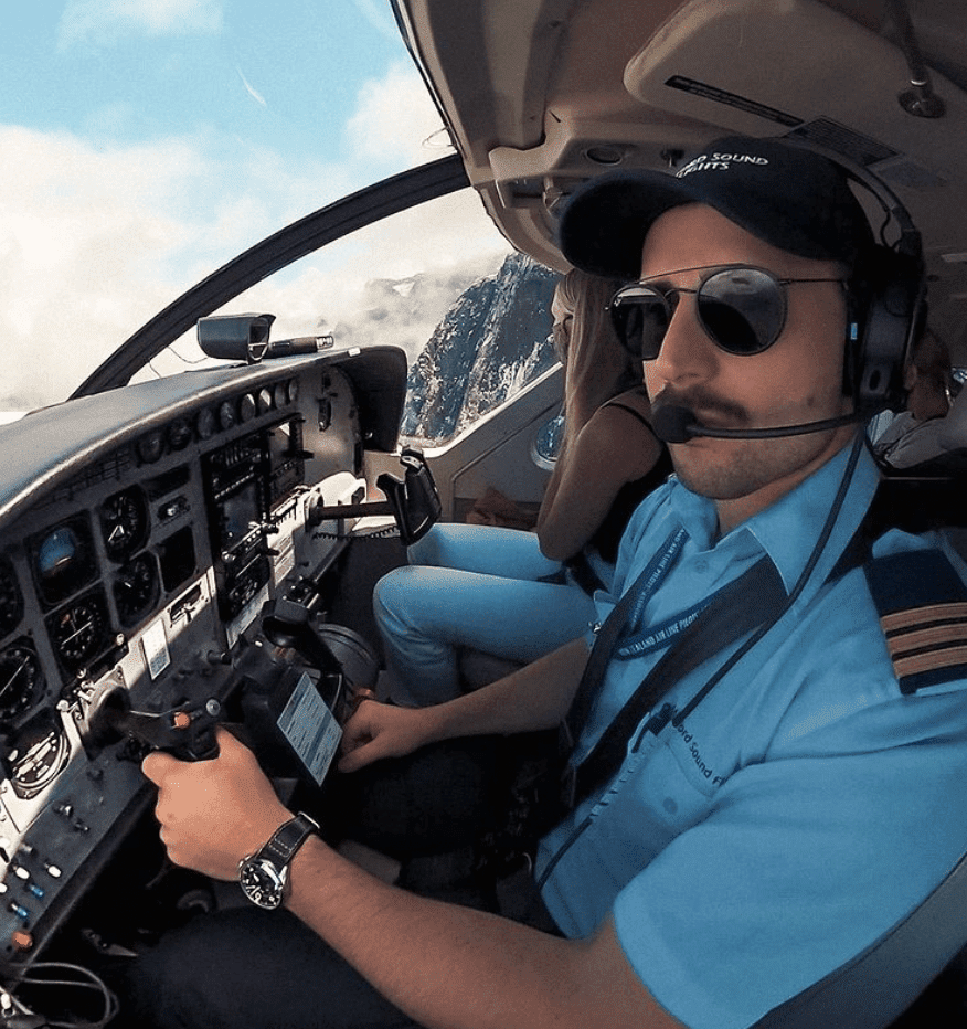 mountain sightseeing pilot new zealand