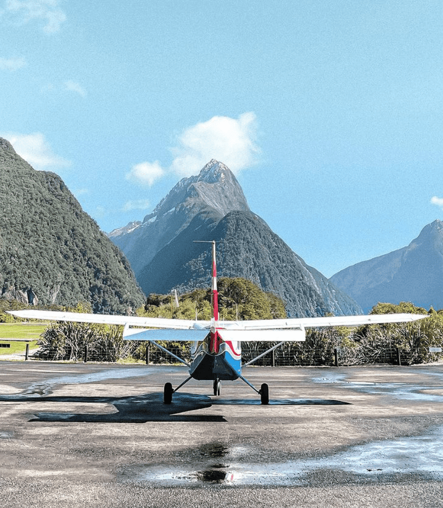 mountain sightseeing pilot new zealand