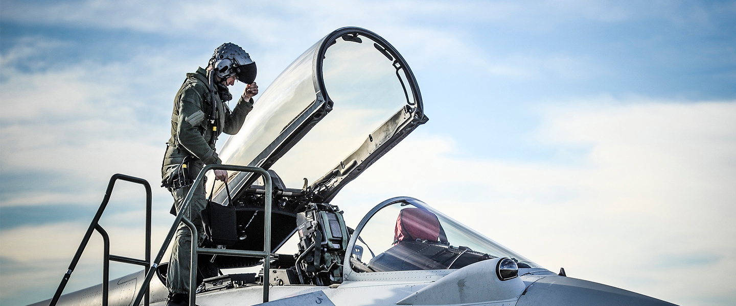 military pilot training